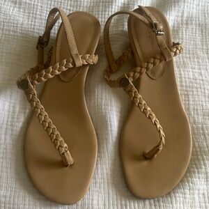 Summer wedges